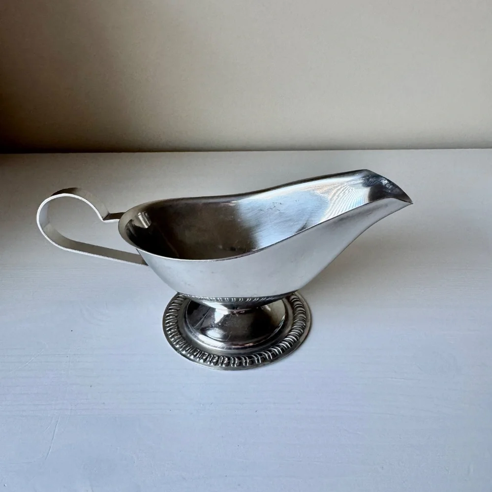 Vintage Vollrath Gravy Boat 47578 Stainless Steel Pedestal Classic Formal Dinner - Picture 4 of 12